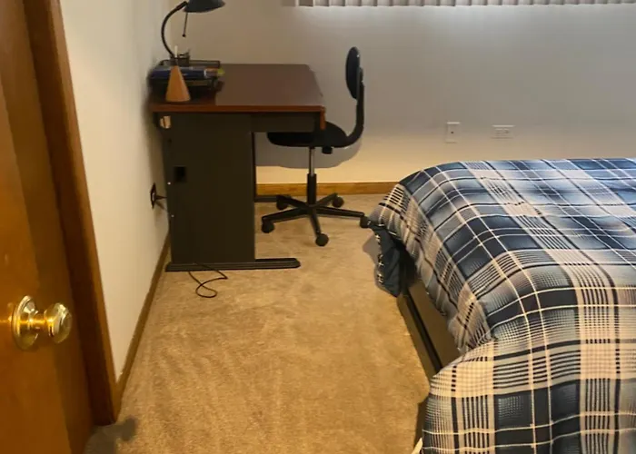 3br Apartment *